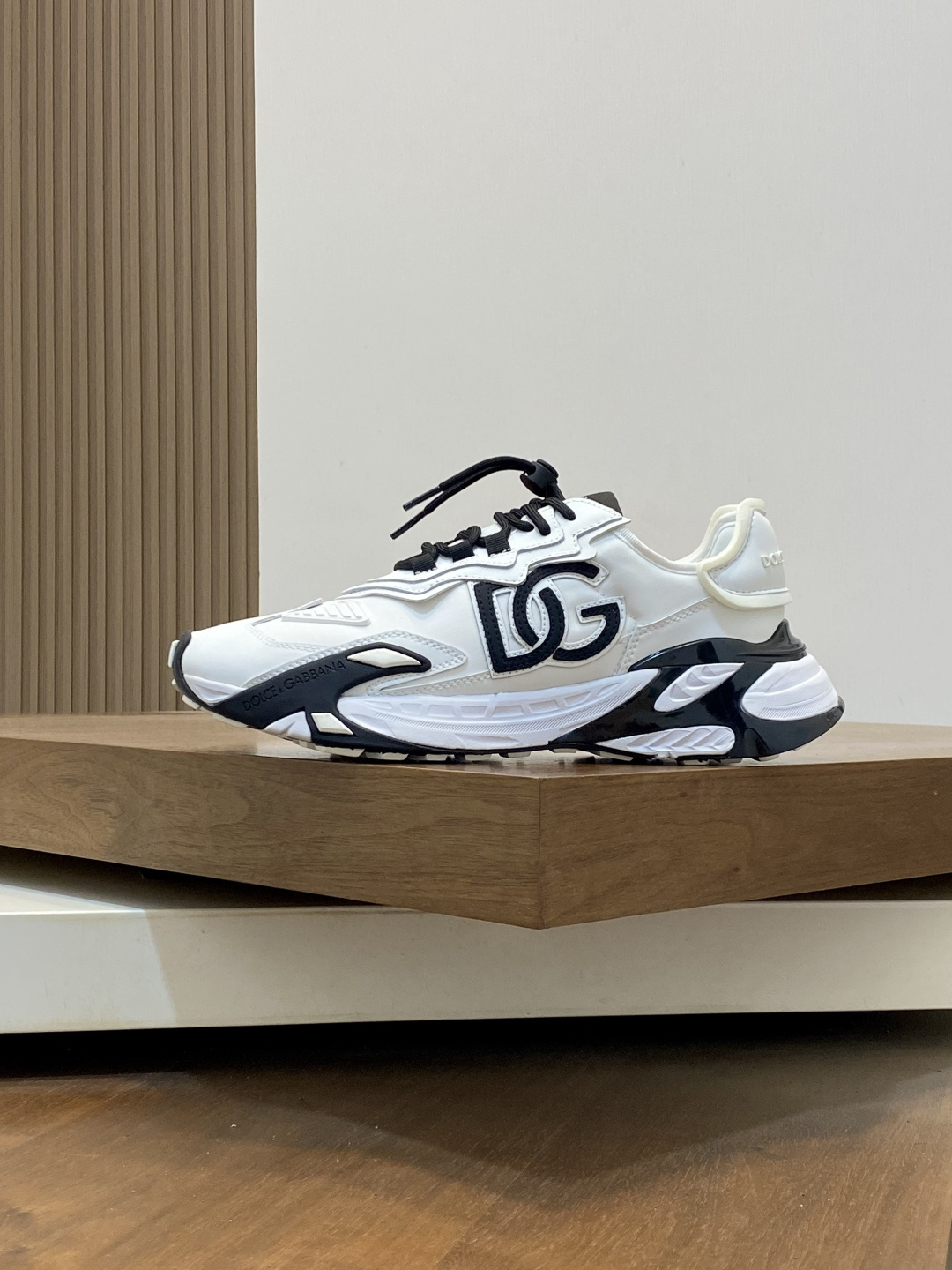 olce & Gabbana shoe